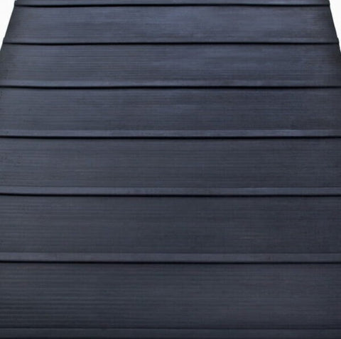 Horse box Trailer Ramp mat 110cm wide x 135cm long x 20mm Rib thickness